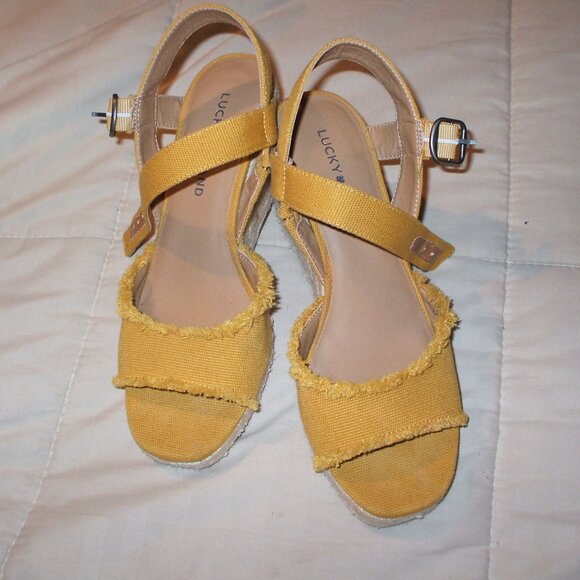 St. Johns Bay Yellow Denim Espadrilles - Size 7.5 - Picture 1 of 2